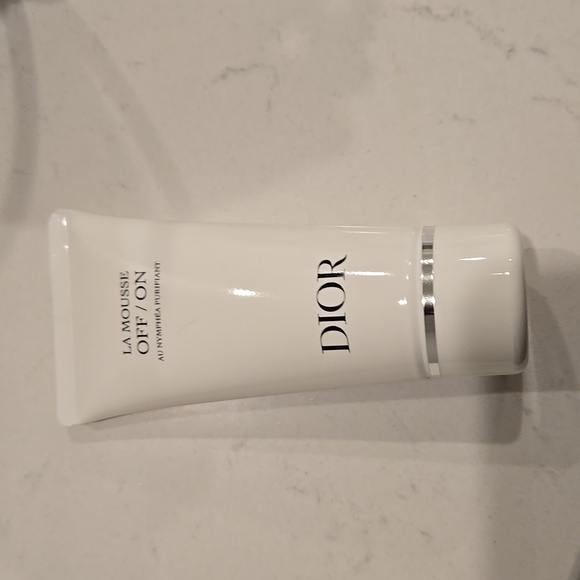 New in box Dior drawstring pouch bag & La Mousse off/on cleanser & Le Baume - Picture 3 of 8